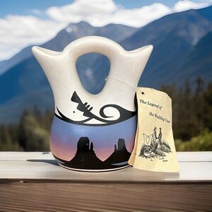 Benally Dine Navajo Pottery Wedding Vase Native American Artist Desert Scene 6"
